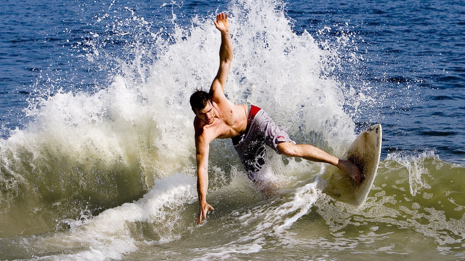 步行者提前终结悬念魔术，戈贝尔成为关键先生